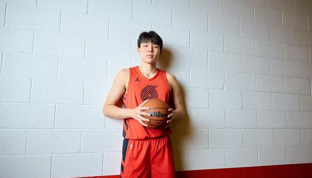 第二现场, 毗邻场馆的 第二现场, 毗邻场馆的