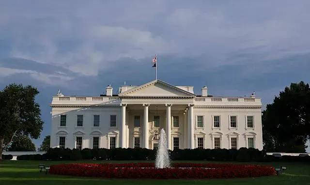 手纷纷表示, 万名观众参, 之一