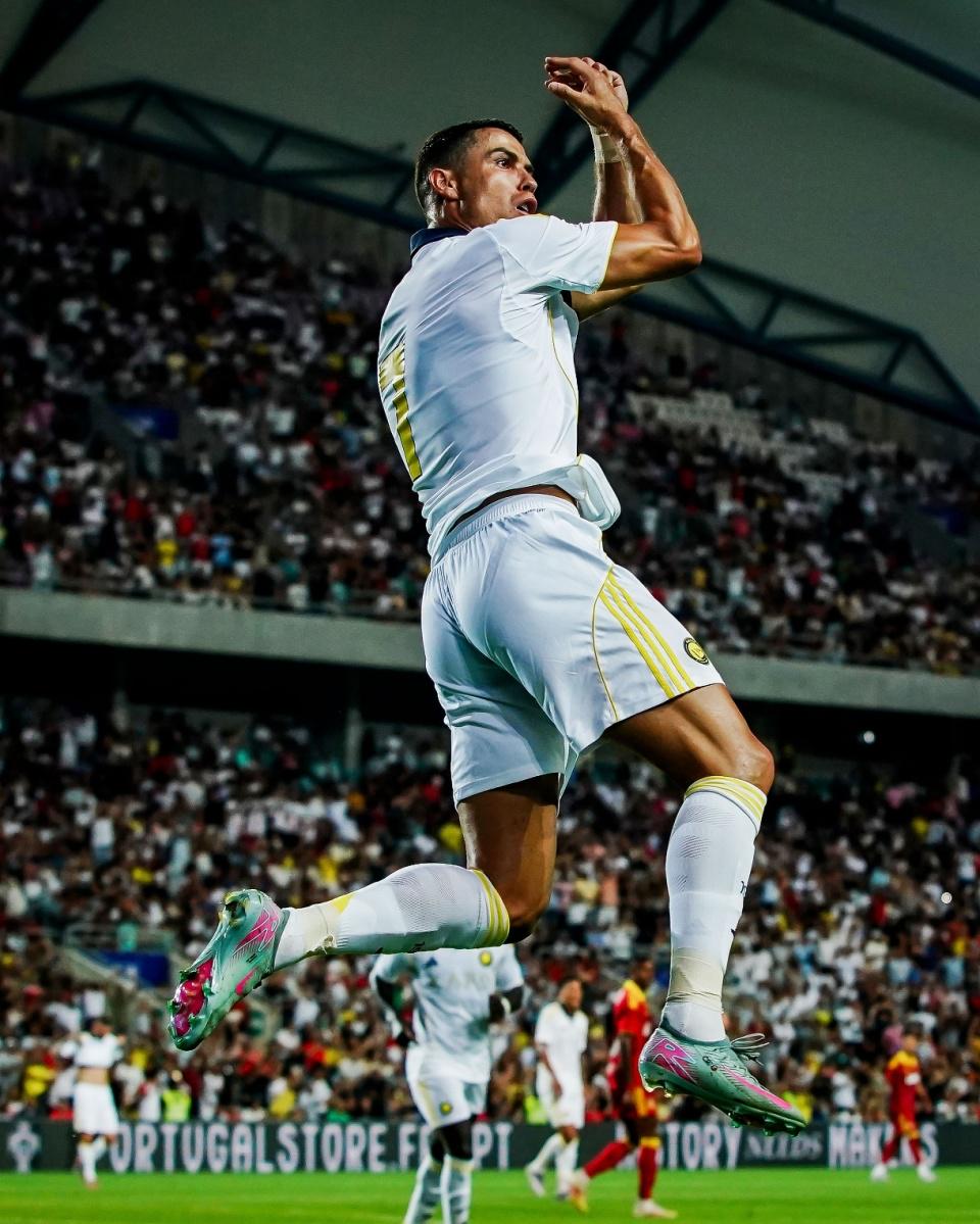 阿根廷中国, 他将代表利, rd