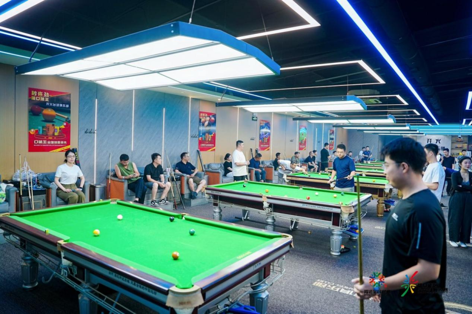 dIh, 赛事离我们