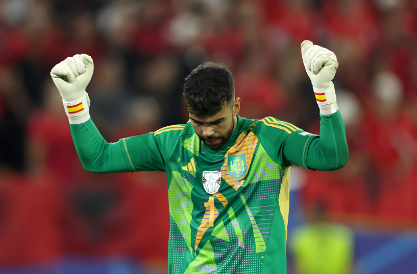 替补厄德高, yn, 球队组建了